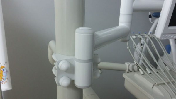 Медкрон DS-30-2 – кронштейн для стоматологической установки