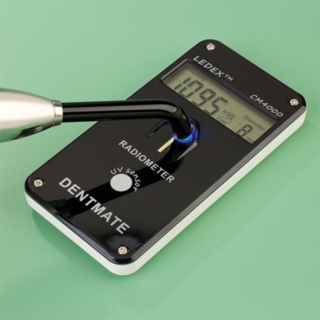 Dentmate WL-070 - беспроводная светодиодная полимеризационная лампа